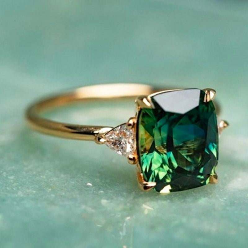 Elaris™ | Emerald Glow Ring