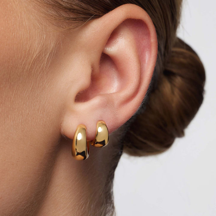 Amara™ | Classic Gold Hoops