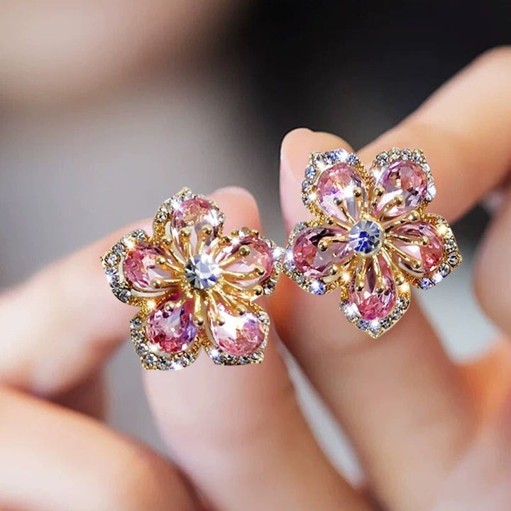 Virelle™ | Luminous Petal Studs