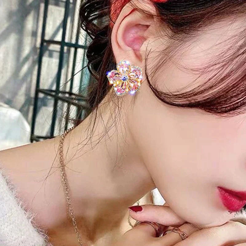 Virelle™ | Luminous Petal Studs