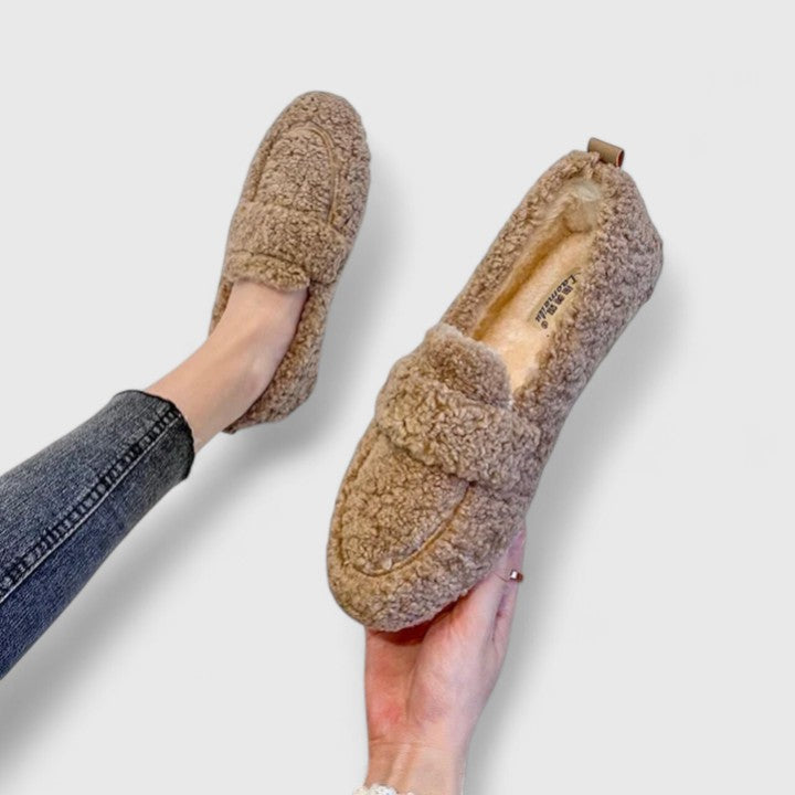 Isolde™ | Teddy Slip-Ons