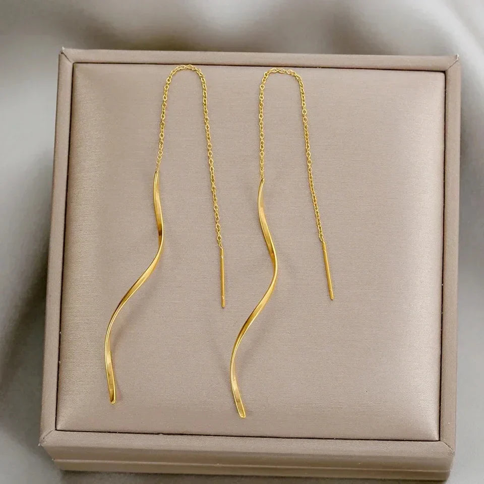 Lonova Long Earrings