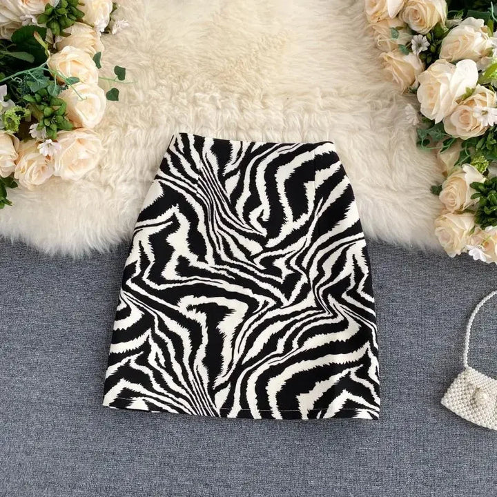 Nina | Chic Zebra Print Mini Skirt
