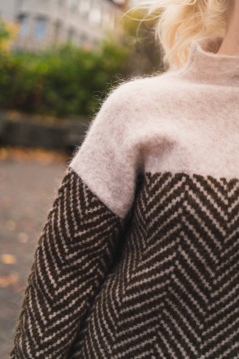 Adelie | Premium Turtleneck in Fine Knit